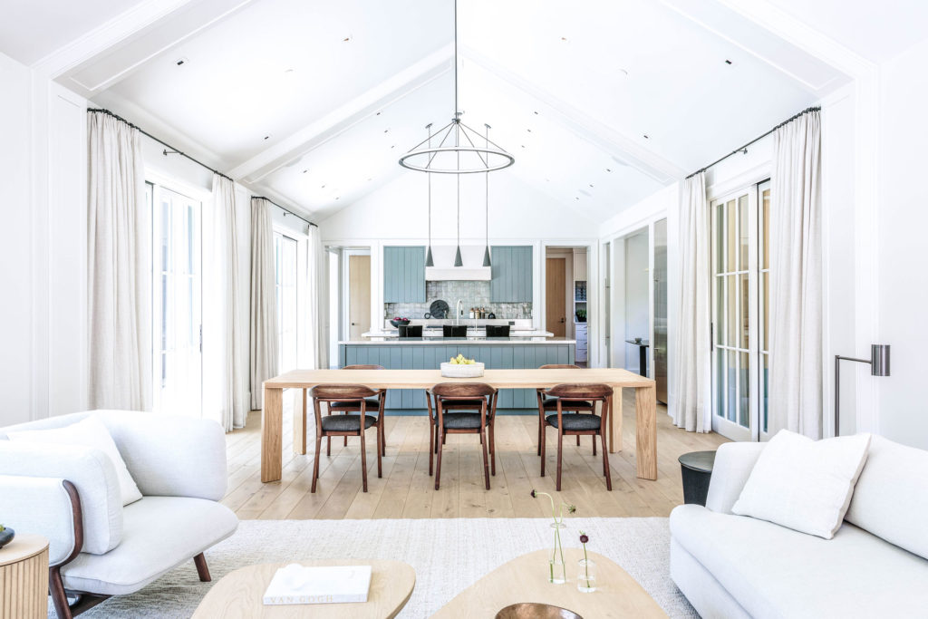 residential window treatments in Chicago by AW Treat